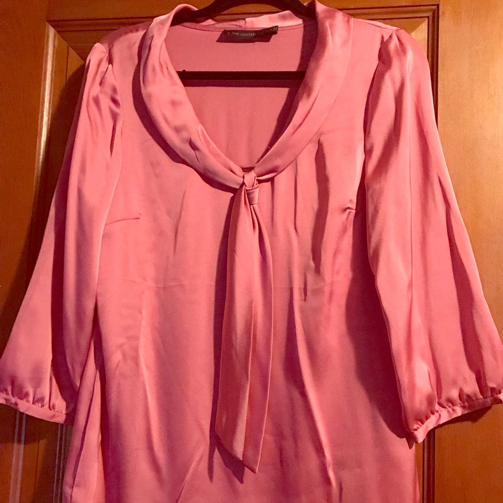 Limited blush satin tie front blouse, size med